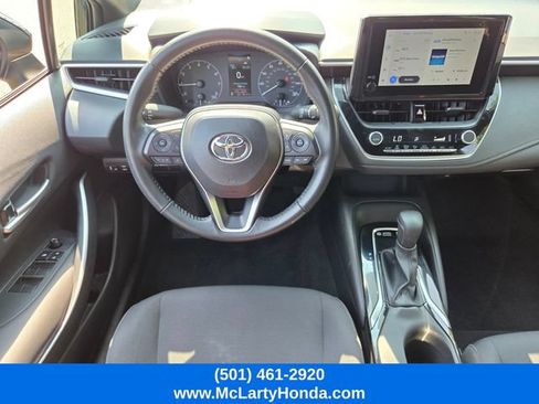 Used 2025 Toyota Corolla SE FWD image 12