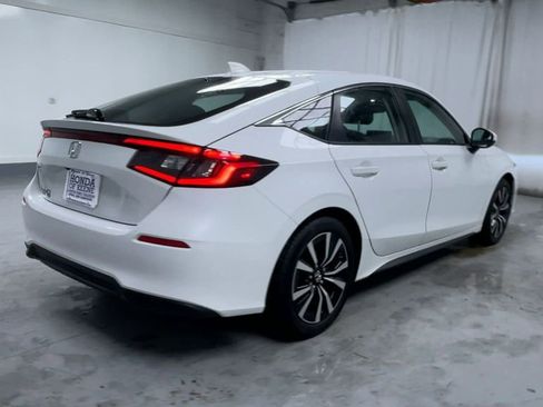 Used 2024 Honda Civic EX-L image 8