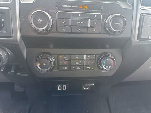 Used 2020 Ford F150 XLT w/ Equipment Group 302A Luxury image 28