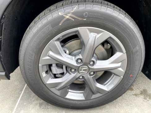 New 2026 Honda HR-V LX image 4