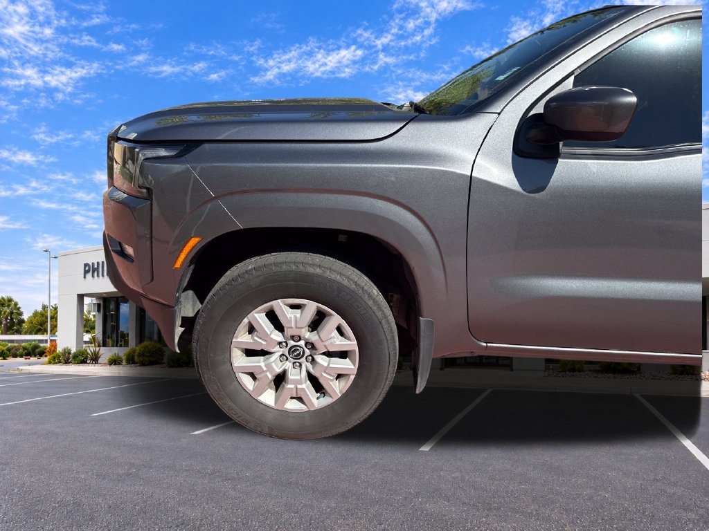 Used 2024 Nissan Frontier SV w/ Technology Package AWD/4WD image 32