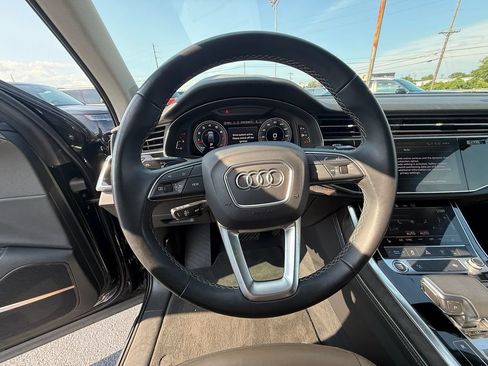 Used 2025 Audi Q7 3.0T Premium Plus AWD/4WD image 16