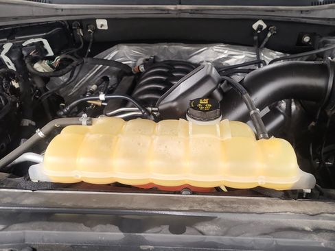 Used 2018 Ford F150 XLT w/ Equipment Group 302A Luxury AWD/4WD image 16