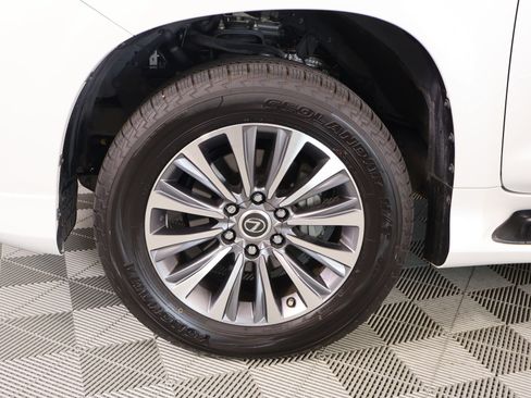 Used 2020 Lexus GX 460 Luxury w/ Off Road Package AWD/4WD image 20