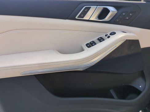 Used 2022 BMW X5 xDrive45e AWD/4WD image 14