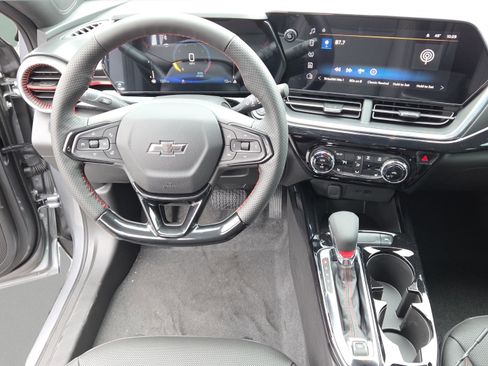 New 2026 Chevrolet Trax RS w/ Driver Confidence Package image 19