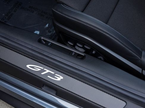 Certified 2026 Porsche 911 GT3 image 27