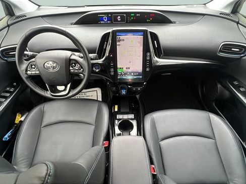 Used 2021 Toyota Prius Limited FWD image 10