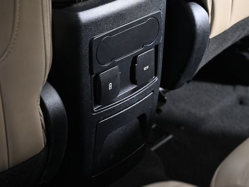 Used 2023 Ford Explorer XLT w/ Equipment Group 202A AWD/4WD image 30
