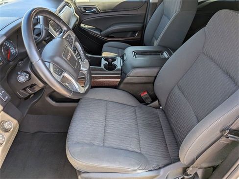 Used 2019 GMC Yukon SLE w/ SLE Value Package image 12