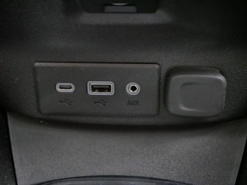 Used 2020 Chevrolet Malibu LT image 39