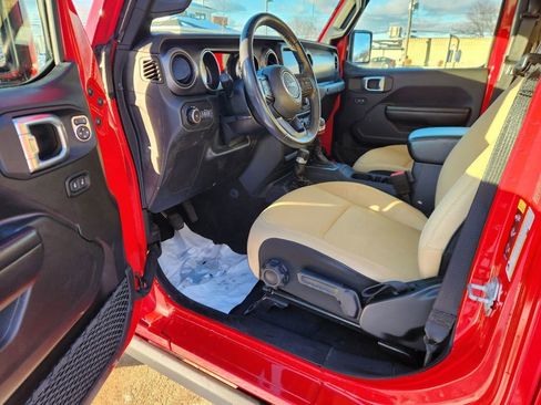 Used 2021 Jeep Wrangler Unlimited Sport image 4