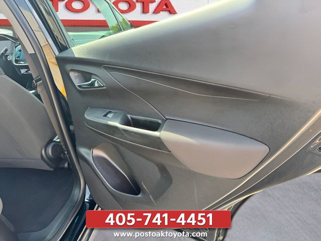 Used 2022 Chevrolet Bolt LT FWD image 18