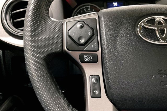 Certified 2022 Toyota Tacoma SR5 w/ Technology Package AWD/4WD image 19