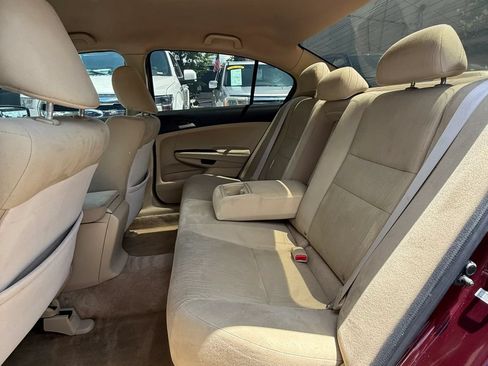 Used 2011 Honda Accord LX image 16