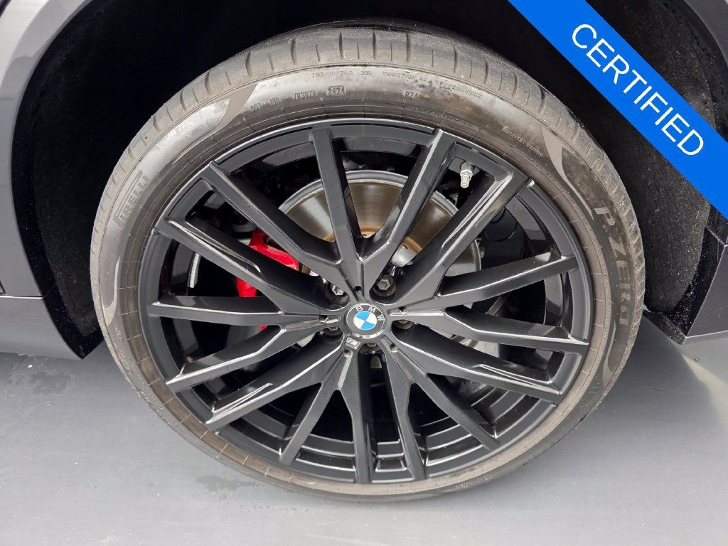Certified 2025 BMW X5 sDrive40i w/ M Sport Package RWD image 17