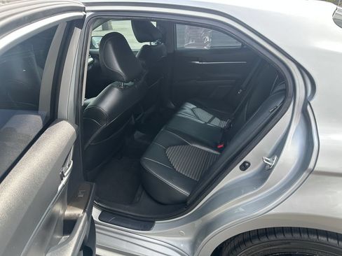 Used 2021 Toyota Camry SE w/ Carpet Mat Package (TMS) FWD image 13
