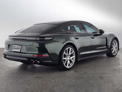 Used 2026 Porsche Panamera RWD image 3