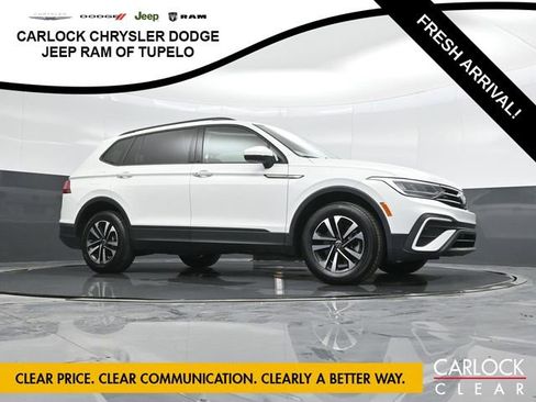 Used 2024 Volkswagen Tiguan S image 66