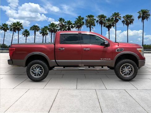 Used 2017 Nissan Titan Platinum Reserve RWD image 9
