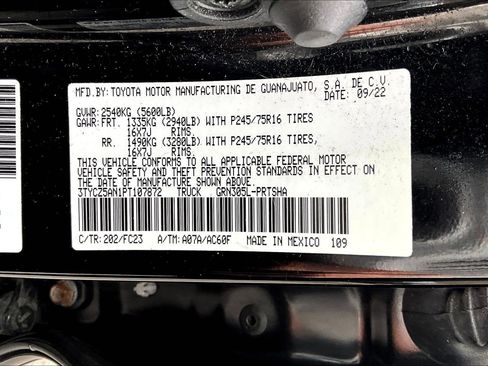 Used 2023 Toyota Tacoma 4x4 Double Cab image 12