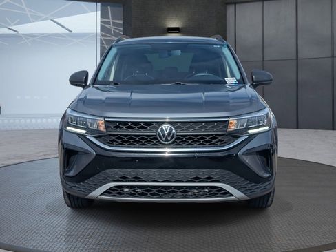 Used 2022 Volkswagen Taos S image 9