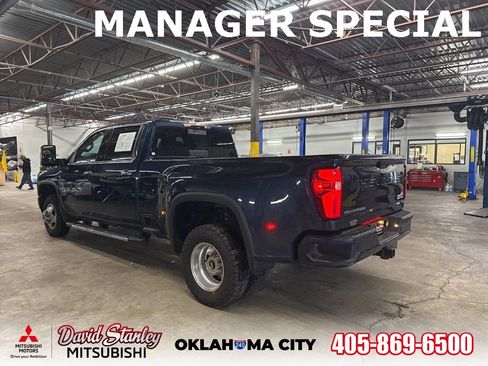 Used 2022 Chevrolet Silverado 3500 High Country w/ Snow Plow Prep/Camper Package image 6