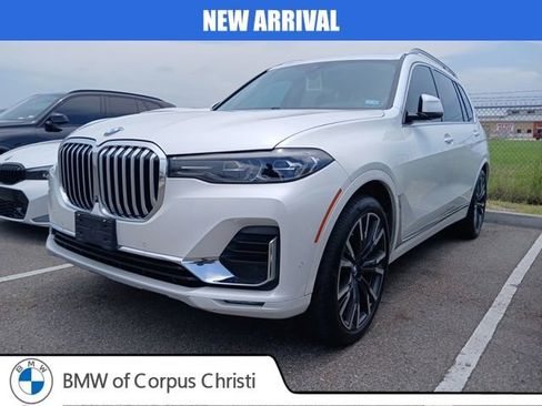 Used 2020 BMW X7 xDrive40i w/ Premium Package AWD/4WD image 3