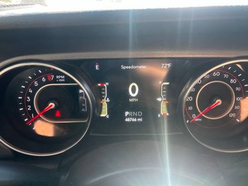 Used 2022 Jeep Gladiator Mojave w/ LED Lighting Group AWD/4WD image 3