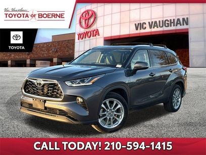 Used 2023 Toyota Highlander Limited
