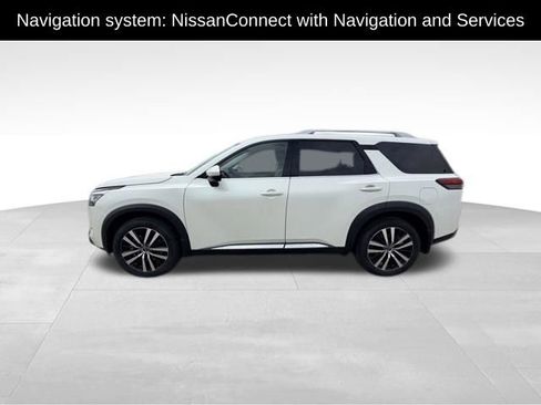 Used 2024 Nissan Pathfinder Platinum AWD/4WD image 4
