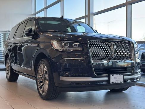 Certified 2022 Lincoln Navigator Reserve image 50