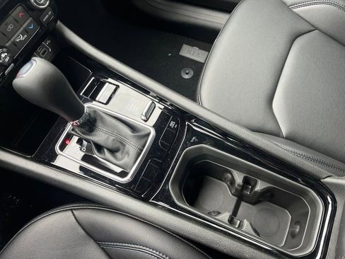 New 2026 Jeep Compass Limited image 10