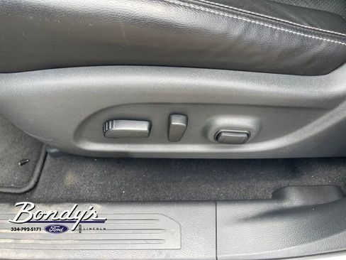 Used 2024 Nissan Murano SL image 9