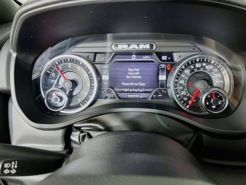 Used 2022 RAM 1500 Big Horn AWD/4WD image 18