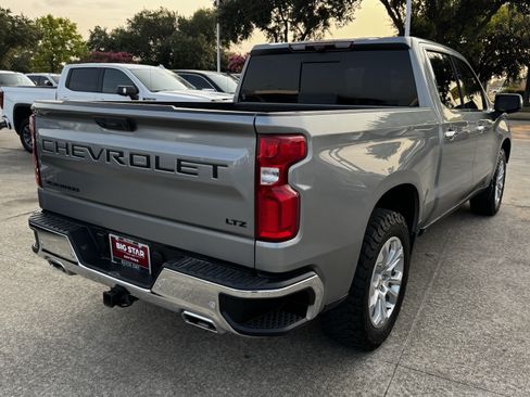 Used 2025 Chevrolet Silverado 1500 LTZ AWD/4WD image 8