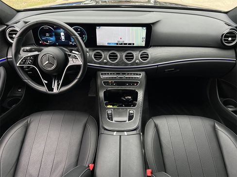 Used 2023 Mercedes-Benz E 350 Sedan image 8