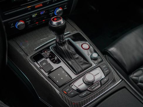 Used 2016 Audi RS 7 Prestige image 25