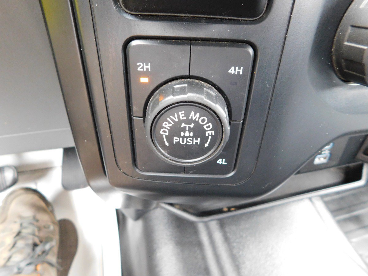 Used 2022 Ford F150 XL w/ Equipment Group 101A High AWD/4WD image 31