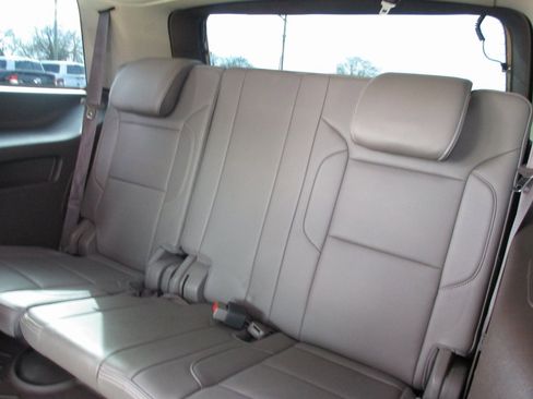 Used 2017 GMC Yukon Denali w/ Open Road Package image 22