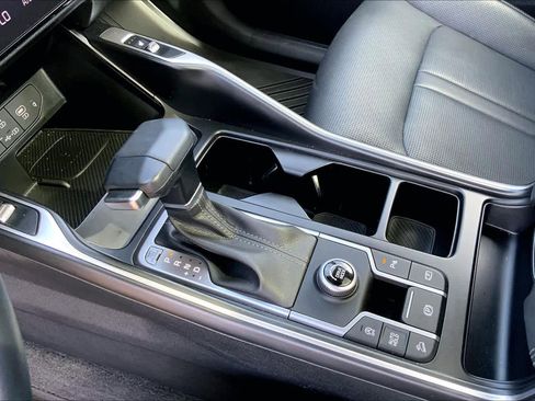 Used 2025 Kia Sorento S w/ Panoramic Sunroof Package image 17