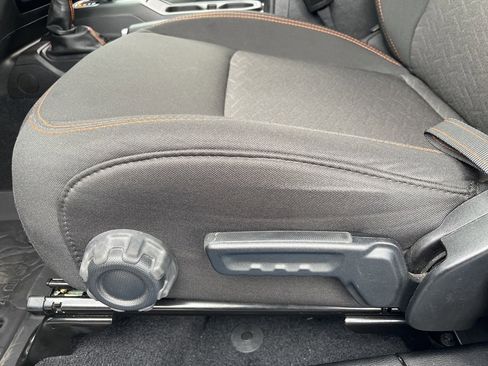 Used 2023 Jeep Gladiator Mojave image 31