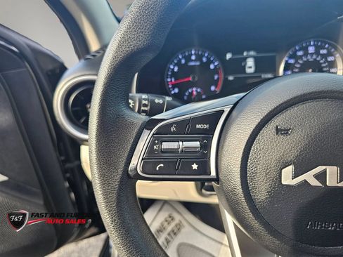 Used 2023 Kia Forte LXS FWD image 18