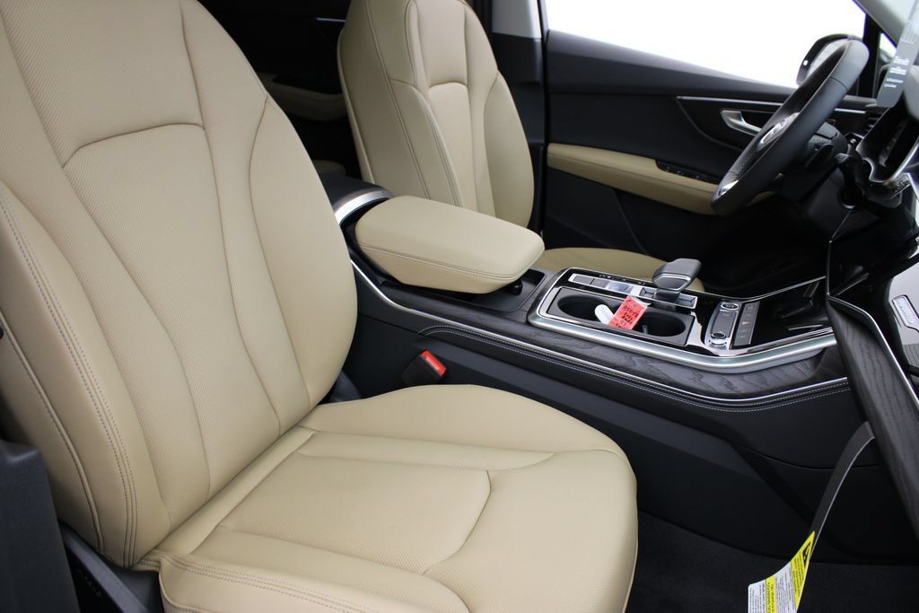 New 2026 Audi Q7 2.0T Premium Plus AWD/4WD image 25