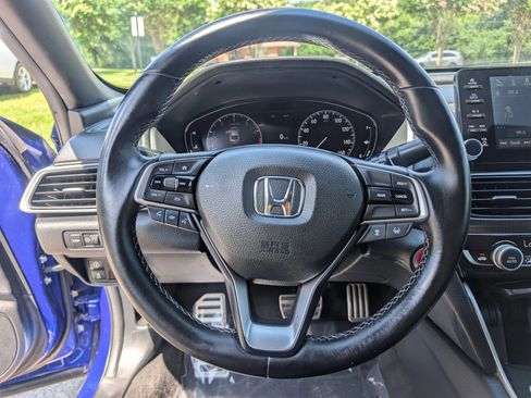 Used 2018 Honda Accord Sport image 20