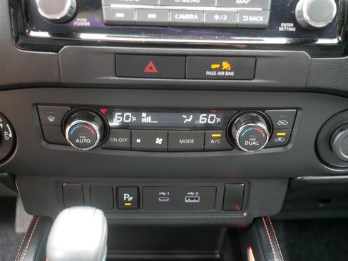 Certified 2023 Nissan Frontier PRO-4X w/ Technology Package AWD/4WD image 23