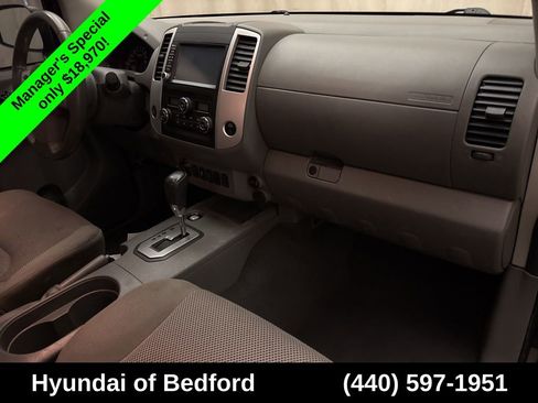 Used 2020 Nissan Frontier SV AWD/4WD image 25