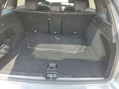 Used 2019 Mercedes-Benz GLC 300 4MATIC image 11