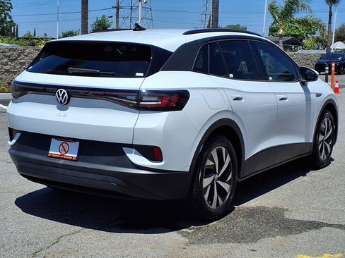 Used 2023 Volkswagen ID.4 Pro RWD image 6