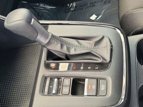 Certified 2025 Honda CR-V EX image 15